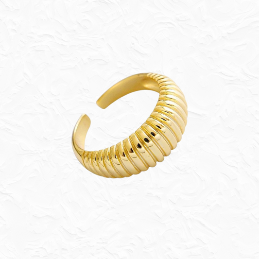 Ivy Croissant Ring